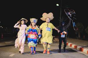 BIB: 9225, 9224
                            <button type="button" onclick="openModal(3406384)" class="btn btn-primary btn-sm float-right btn-popup" data-toggle="modal" data-target=".modal-high-quality">
                        <i class="fas fa-shopping-cart"></i> Add to Cart
                    </button>
                                            <button type="button" onclick="isThisMe(3406384, true)" class="btn btn-success btn-sm float-right btn-popup btn-isme hidden" data-toggle="tooltip" data-placement="bottom" title="นี่คือรูปของคุณใช่ไหม คลิกที่นี่เพื่อเอาเข้าอัลบั้ม">
                        <i class="fas fa-plus"></i> Add to album
                    </button>
                    <button type="button" onclick="isThisMe(3406384, false)" class="btn btn-warning btn-sm float-right btn-popup btn-isnotme hidden">
                        <i class="fas fa-ban"></i> Remove from album
                    </button>